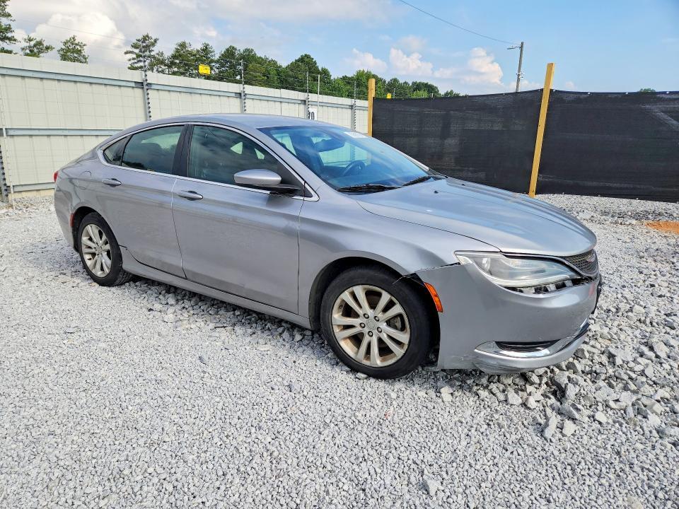 2015 CHRYSLER 200 LIMITED — Фото 4 из 12