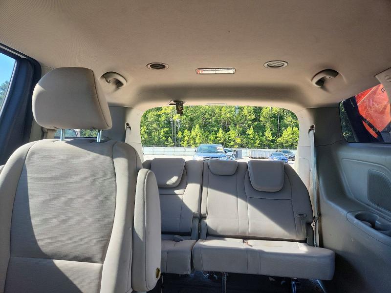 2015 KIA SEDONA L — Фото 10 из 13