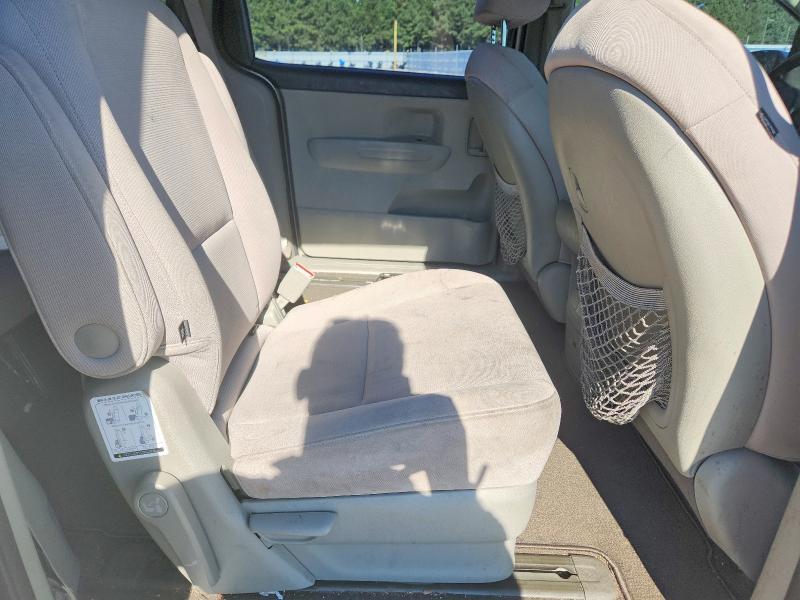 2015 KIA SEDONA L — Фото 11 из 13