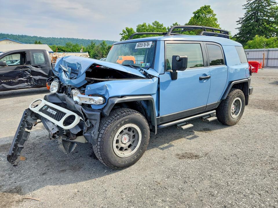 2014 TOYOTA FJ CRUISER JTEBU4BFXEK193867