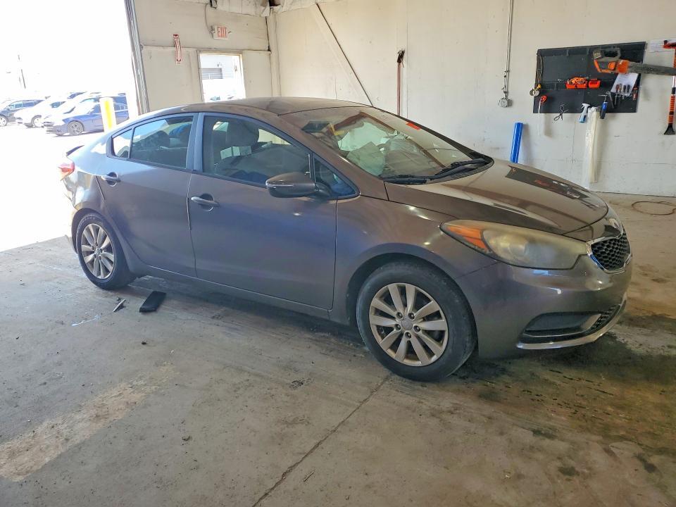 2014 KIA FORTE LX — Фото 4 из 12