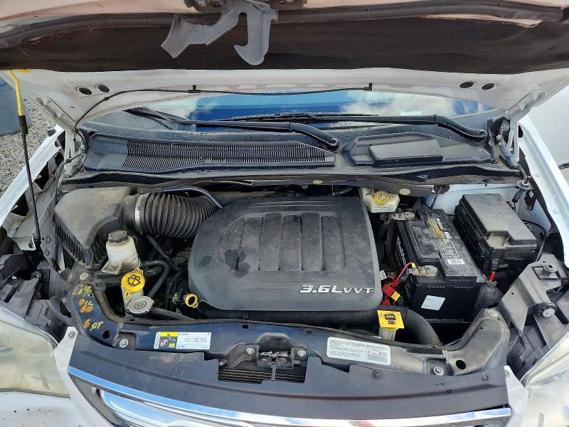 2014 CHRYSLER TOWN & COUNTRY TOURING — Фото 12 из 14