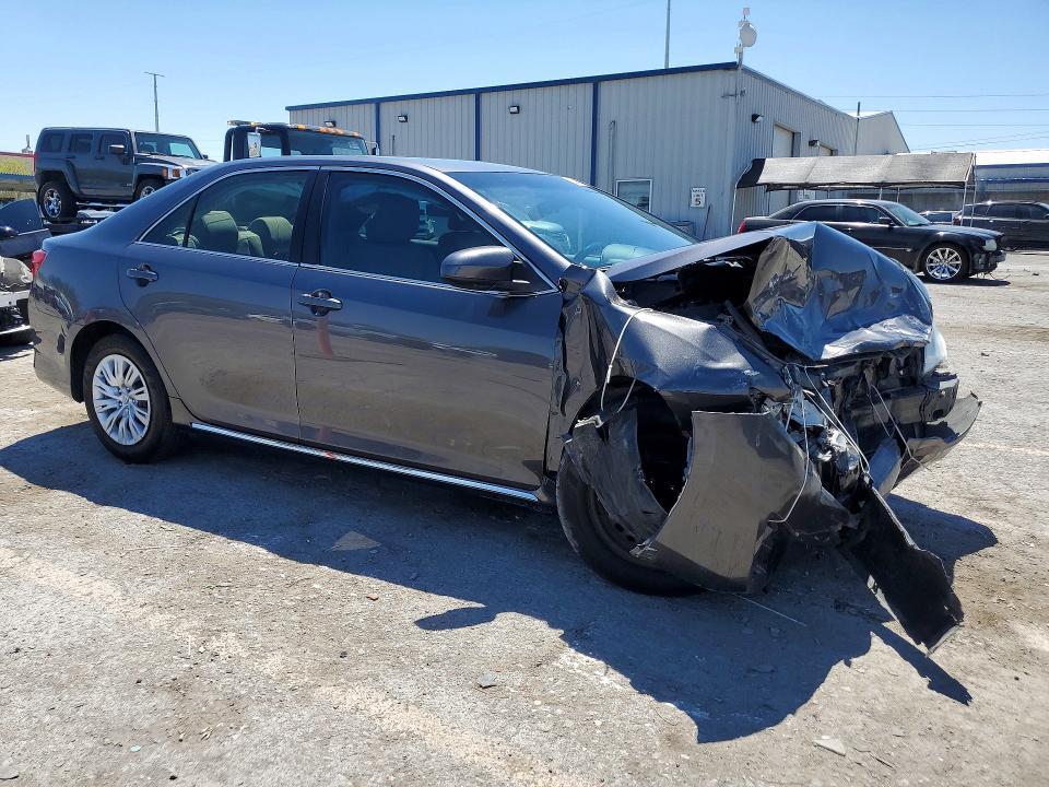 2014 TOYOTA CAMRY LE — Фото 4 из 13