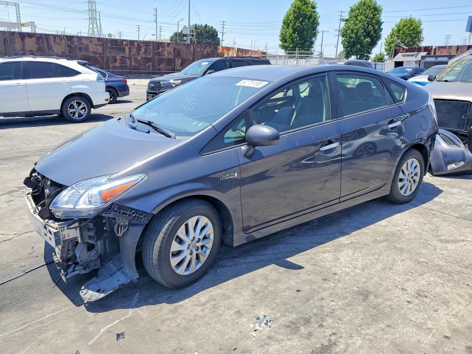 JTDKN3DP8E3050413 2014 TOYOTA PRIUS PLUG-IN HYBRID photo no. 1