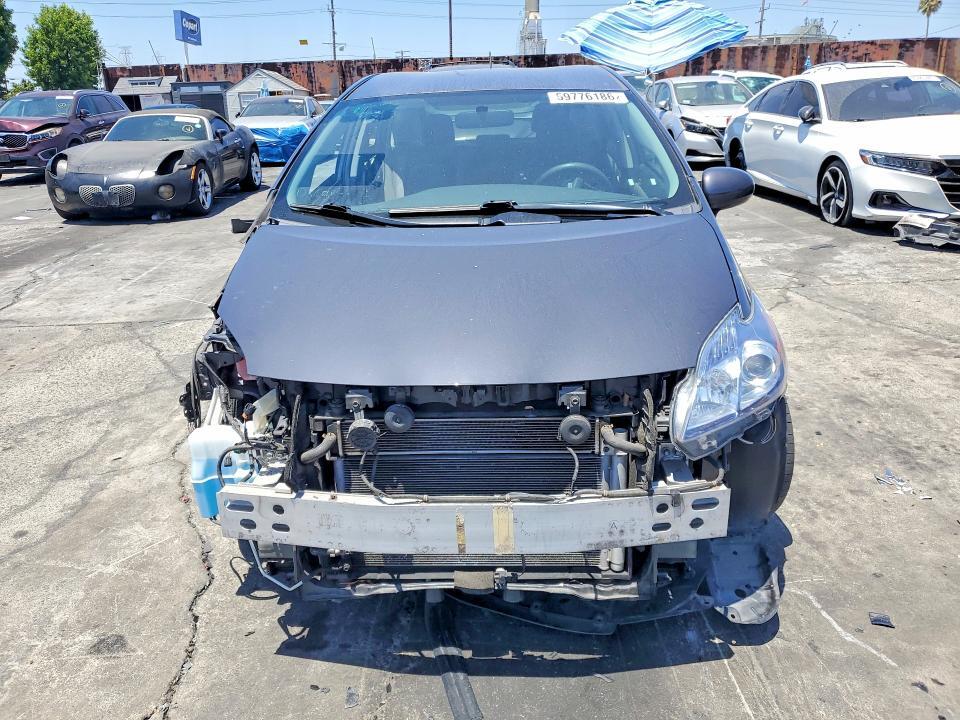 JTDKN3DP8E3050413 2014 TOYOTA PRIUS PLUG-IN HYBRID photo no. 5