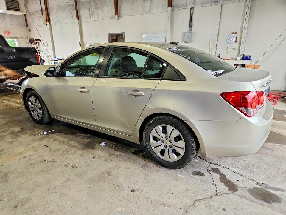 2013 CHEVROLET CRUZE LS — Фото 2 из 12