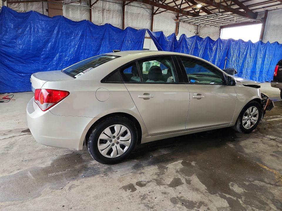 2013 CHEVROLET CRUZE LS — Фото 3 из 12