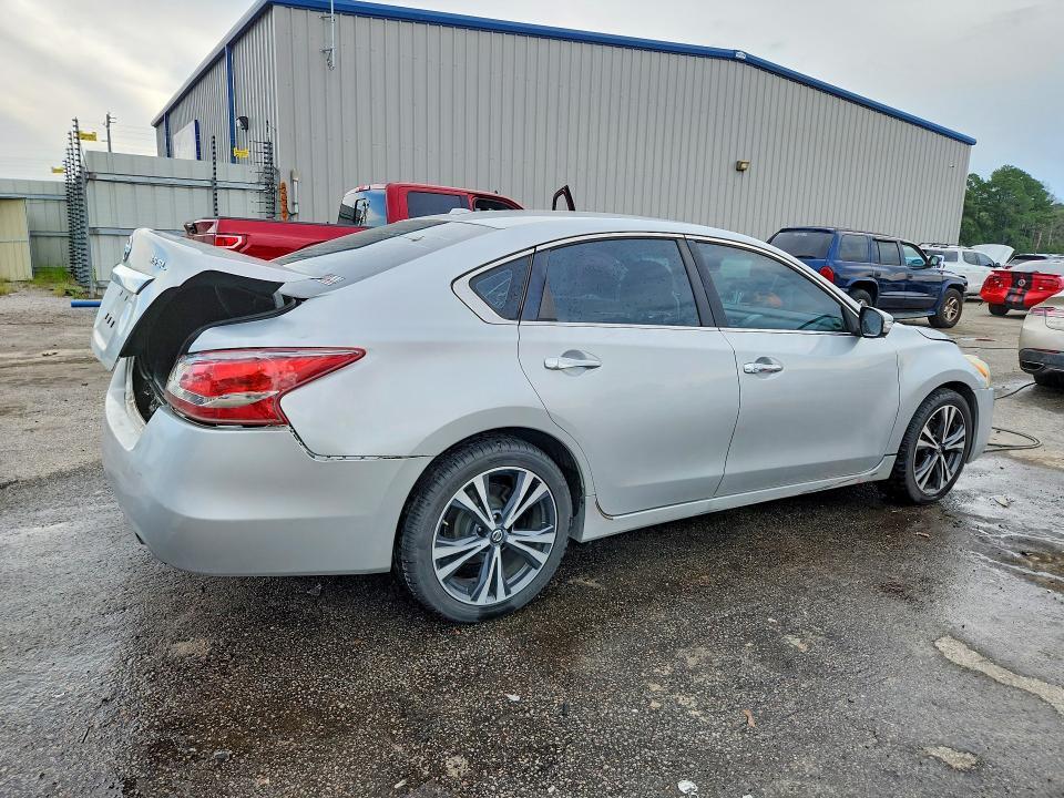 2013 NISSAN ALTIMA 3.5 S — Фото 3 из 12