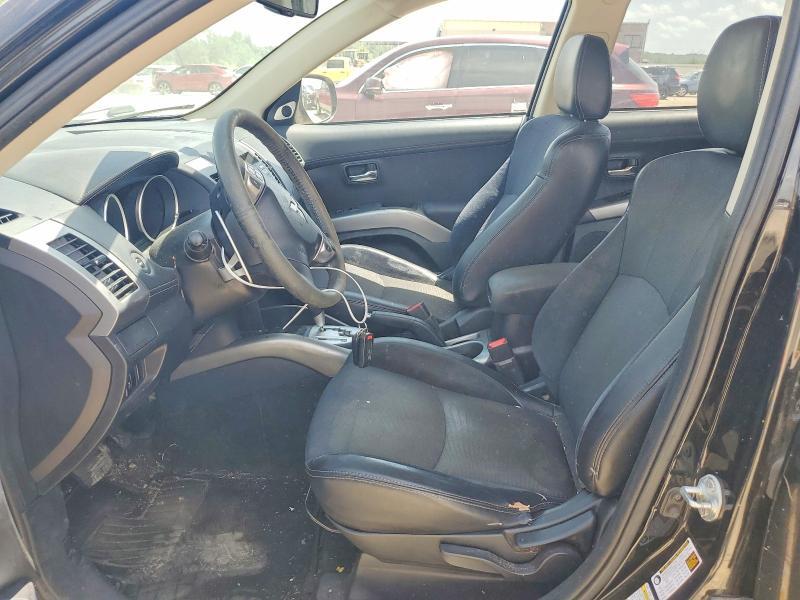 2013 MITSUBISHI OUTLANDER SE — Фото 7 из 13