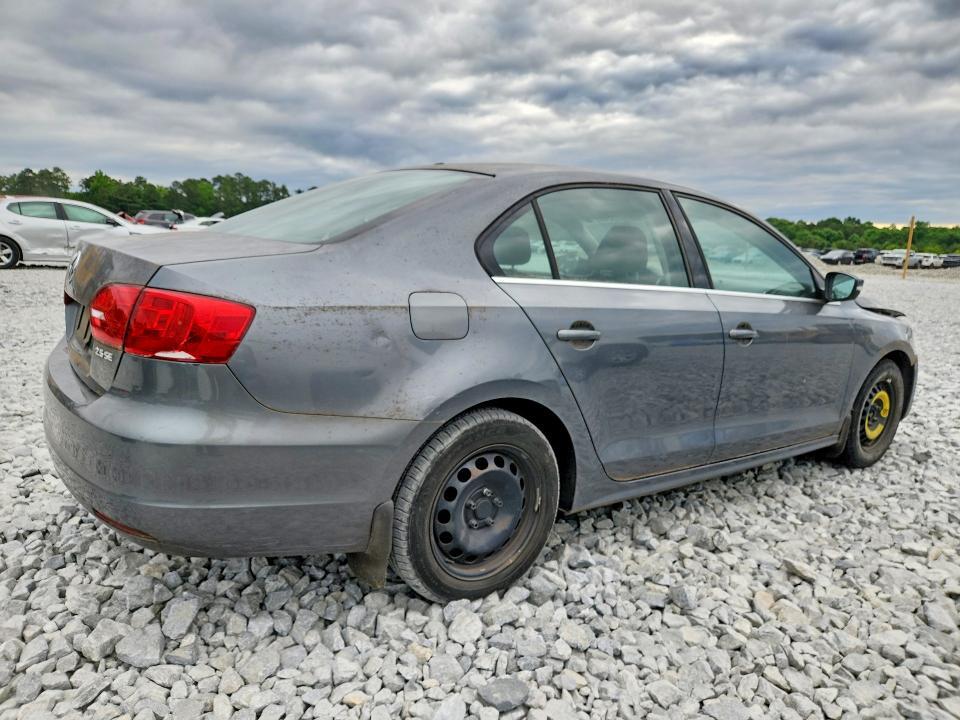 2013 VOLKSWAGEN JETTA SE — Фото 3 из 12