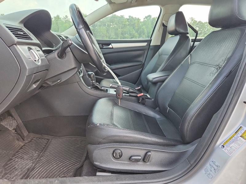 2013 VOLKSWAGEN PASSAT SE — Фото 7 из 12
