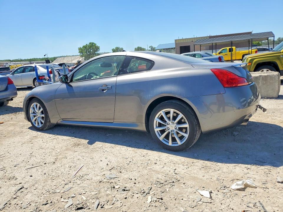 2013 INFINITI G37 COUPE X — Фото 2 из 13