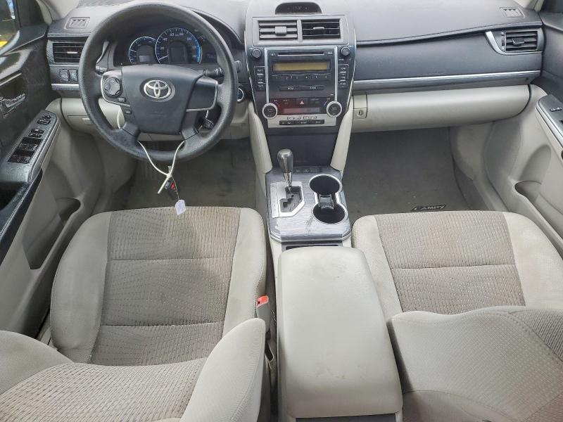 2012 TOYOTA CAMRY HYBRID LE — Фото 8 из 12