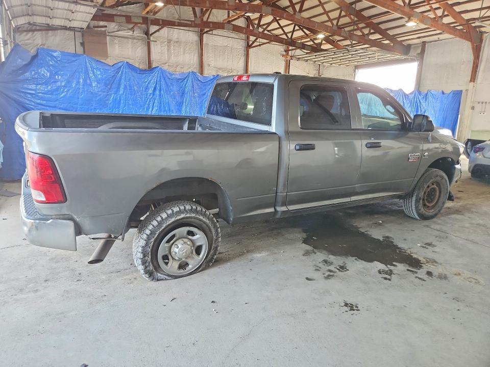 2012 DODGE RAM 2500 ST — Фото 3 из 12