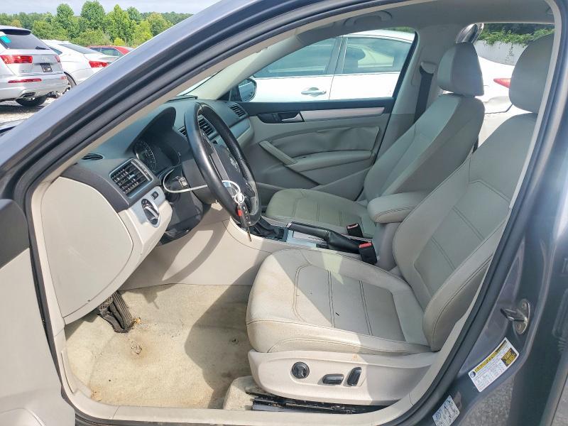 2012 VOLKSWAGEN PASSAT SE — Фото 7 из 12