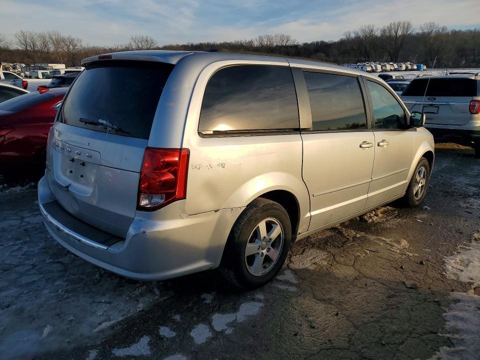 2C4RDGCG8CR173238 2012 DODGE GRAND CARAVAN photo no. 3