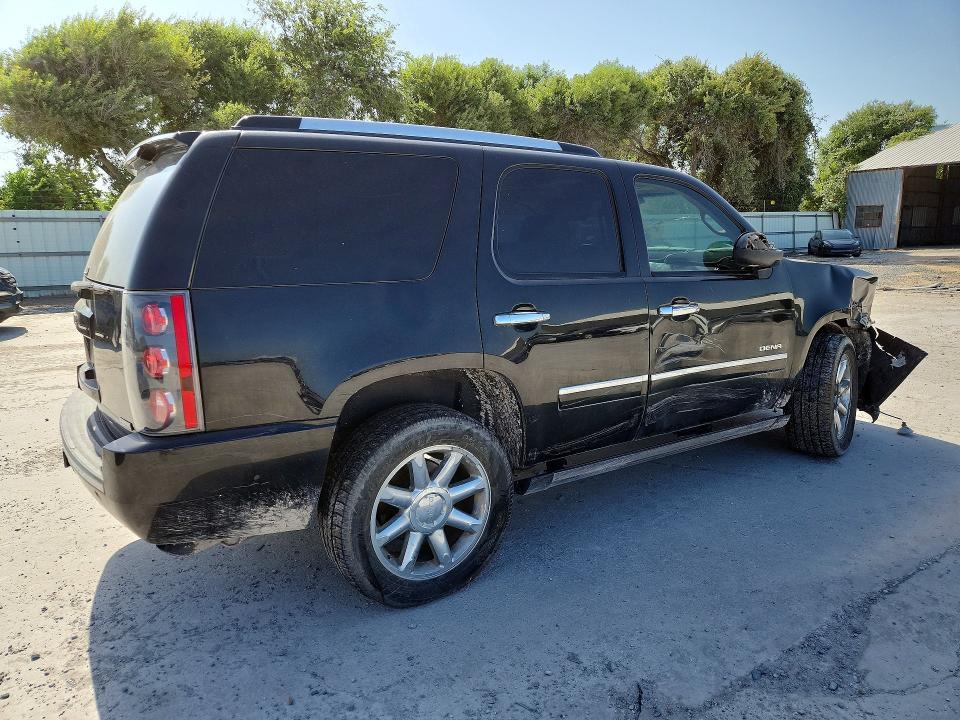 2012 GMC YUKON DENALI — Фото 3 из 12
