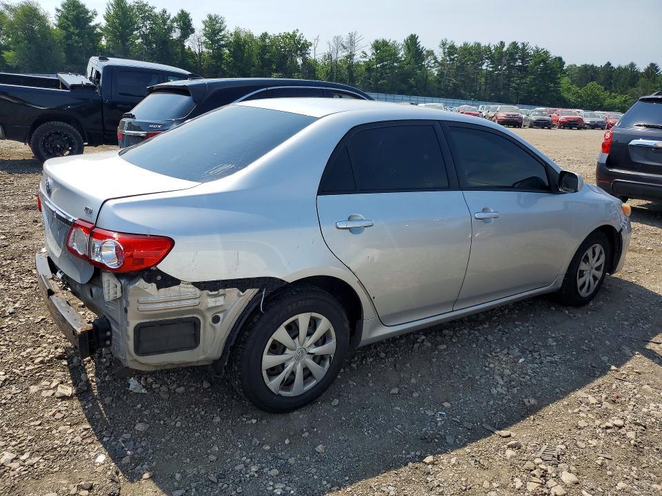 2011 TOYOTA COROLLA LE — Фото 3 из 12