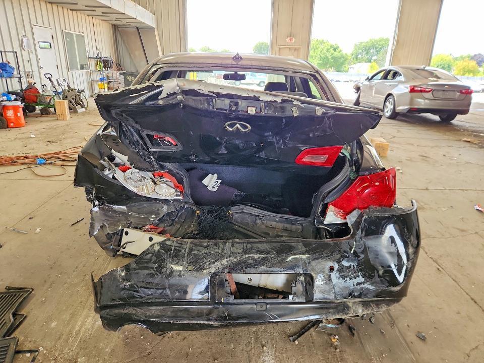 2011 INFINITI G37 SEDAN X — Фото 6 из 12