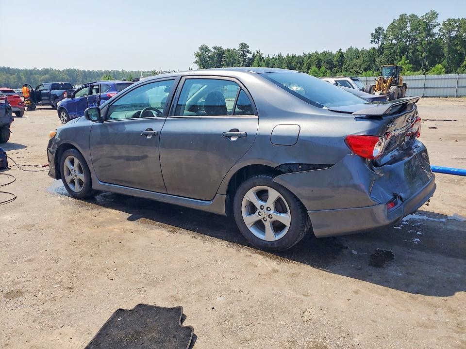 2011 TOYOTA COROLLA S — Фото 2 из 12