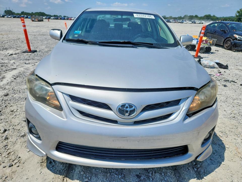 2011 TOYOTA COROLLA S — Фото 5 из 12