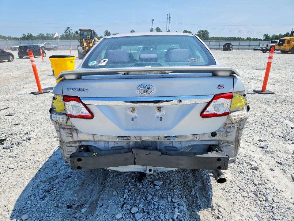 2011 TOYOTA COROLLA S — Фото 6 из 12
