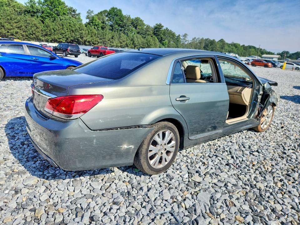 2011 TOYOTA AVALON BASE — Фото 3 из 12