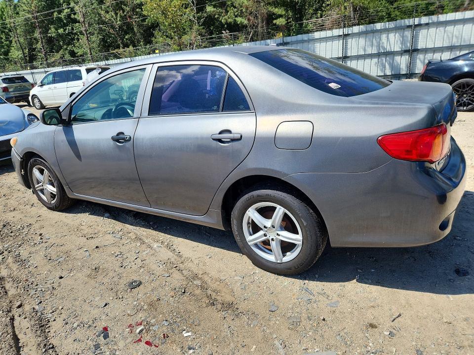 1NXBU4EE8AZ371275 2010 TOYOTA COROLLA photo no. 2