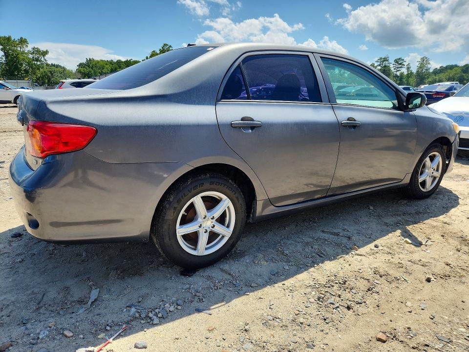 1NXBU4EE8AZ371275 2010 TOYOTA COROLLA photo no. 3