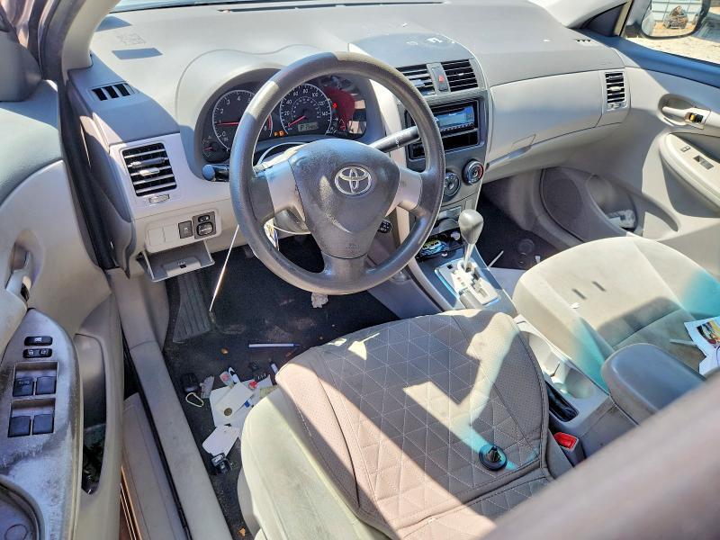 1NXBU4EE8AZ371275 2010 TOYOTA COROLLA photo no. 8