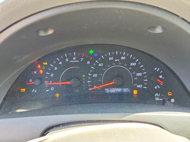 2010 TOYOTA CAMRY LE — Фото 9 из 13