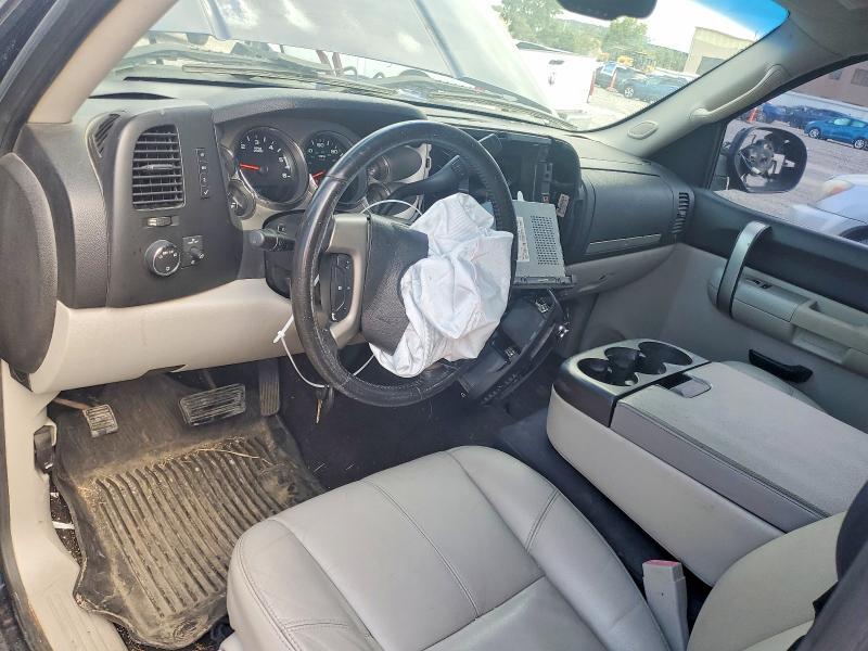 2009 CHEVROLET SILVERADO C1500 LT — Фото 8 из 12