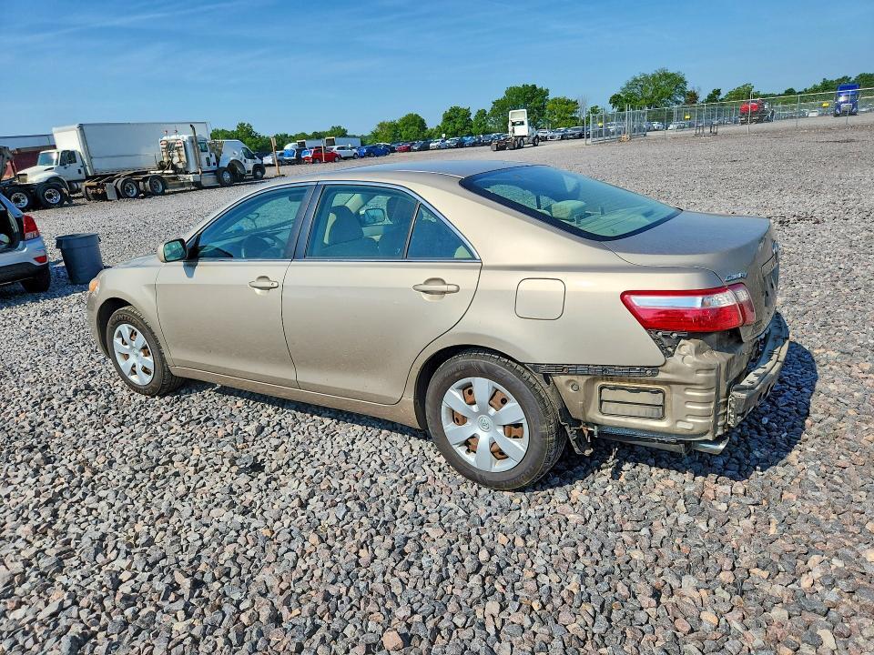 2007 TOYOTA CAMRY LE V6 — Фото 2 из 12