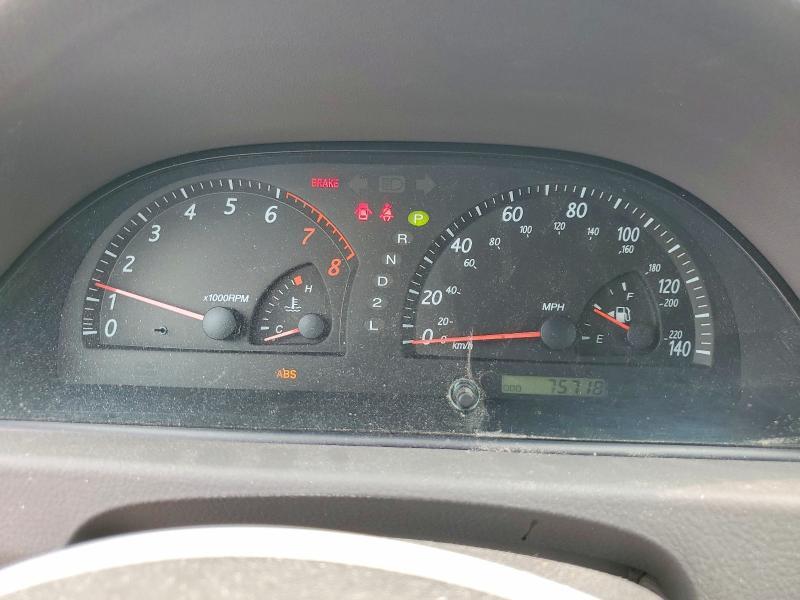 2004 TOYOTA CAMRY LE — Фото 9 из 12