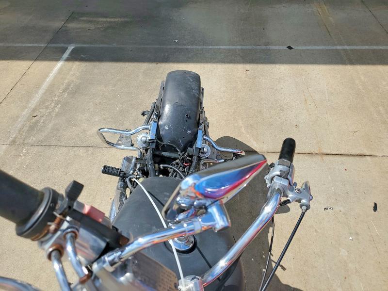 1HFSC3701YA201084 2000 HONDA VT1100 photo no. 5