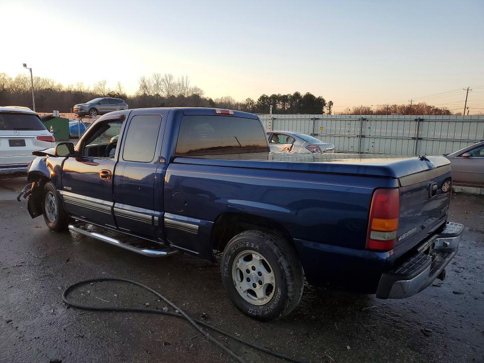2GCEC19V1Y1364266 2000 CHEVROLET SILVERADO photo no. 2