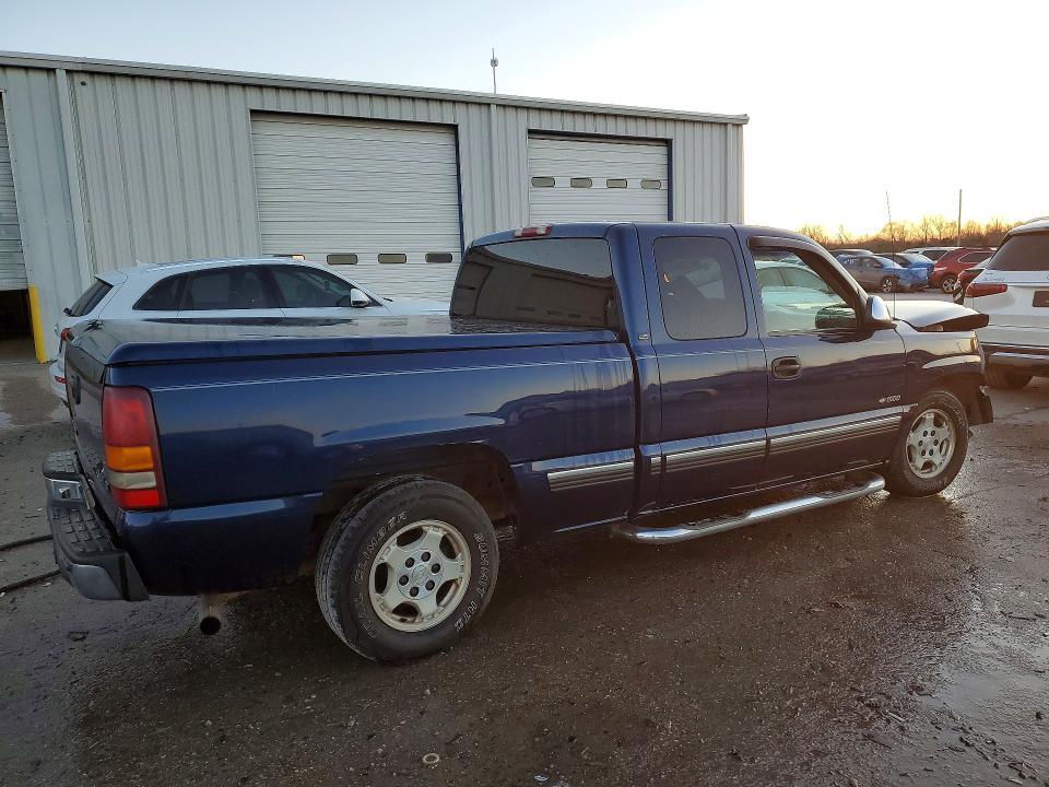 2GCEC19V1Y1364266 2000 CHEVROLET SILVERADO photo no. 3