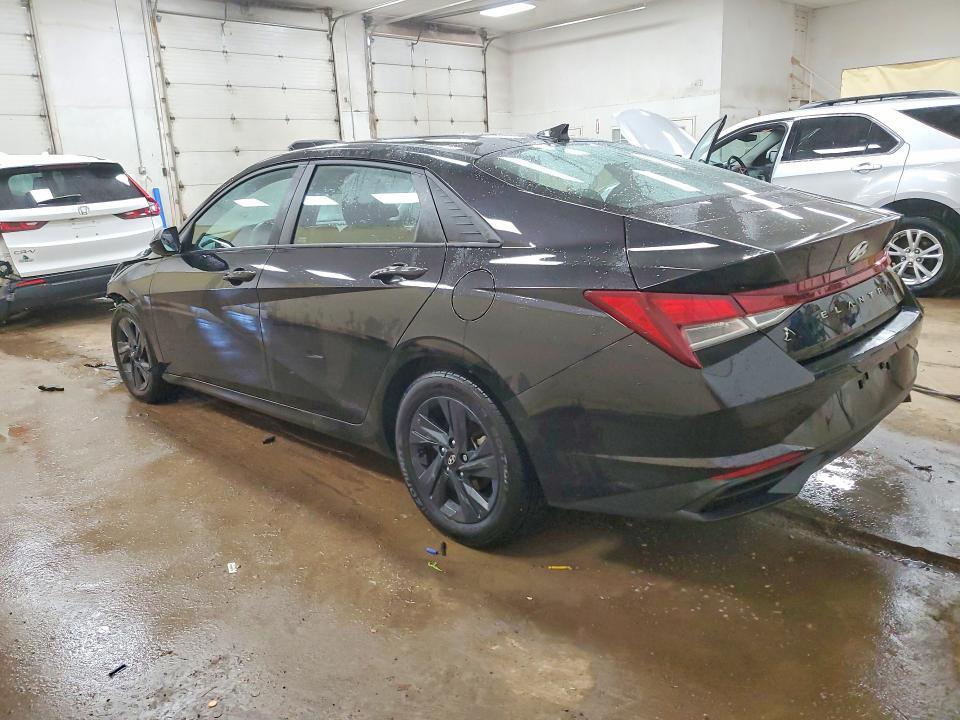 KMHLM4AG4PU371973 2023 HYUNDAI ELANTRA photo no. 2