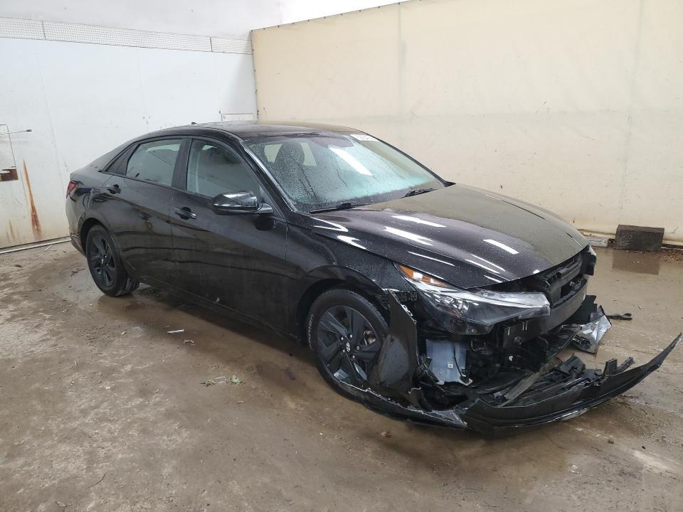 KMHLM4AG4PU371973 2023 HYUNDAI ELANTRA photo no. 4