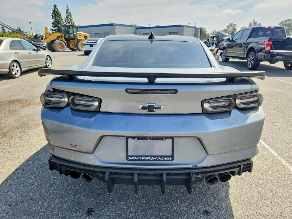 2023 CHEVROLET CAMARO LT1 — Фото 6 из 12