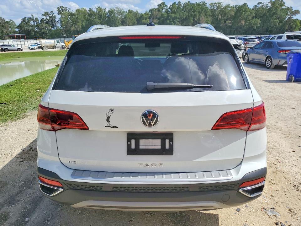 2022 VOLKSWAGEN TAOS SE — Фото 6 из 13