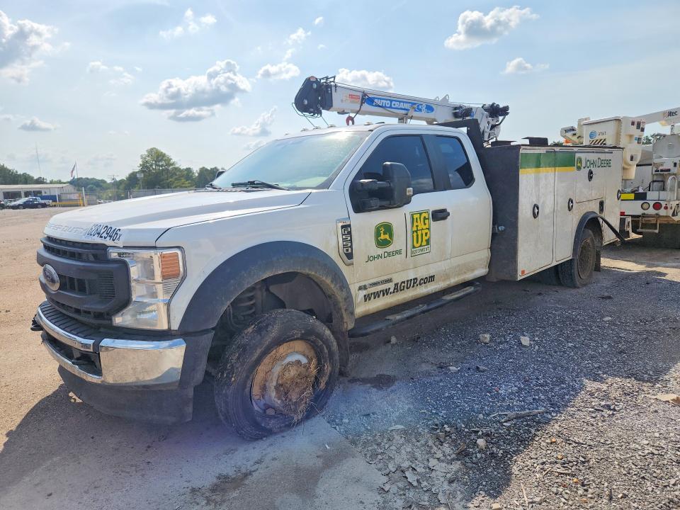 2022 FORD F550 1FD0X5HT3NEE52117