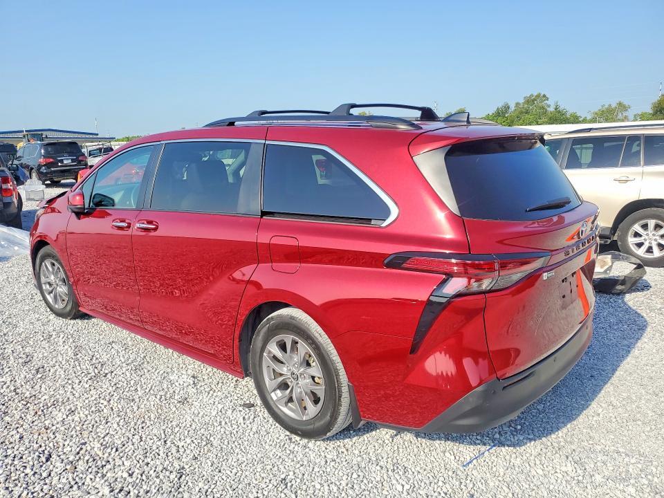 5TDYRKEC5NS077782 2022 TOYOTA SIENNA photo no. 2