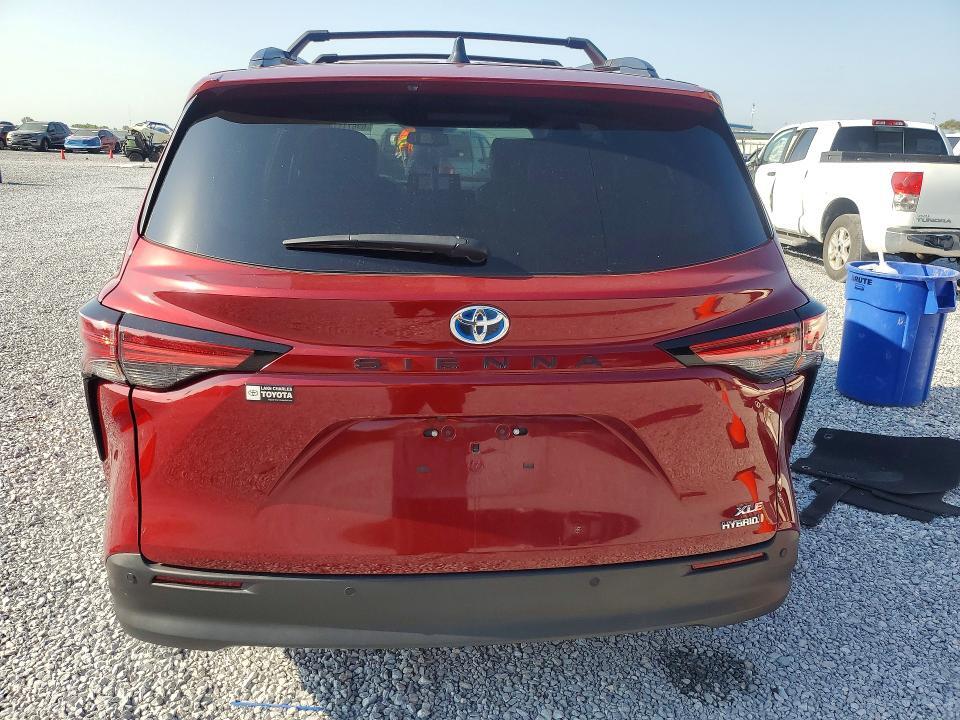 5TDYRKEC5NS077782 2022 TOYOTA SIENNA photo no. 6