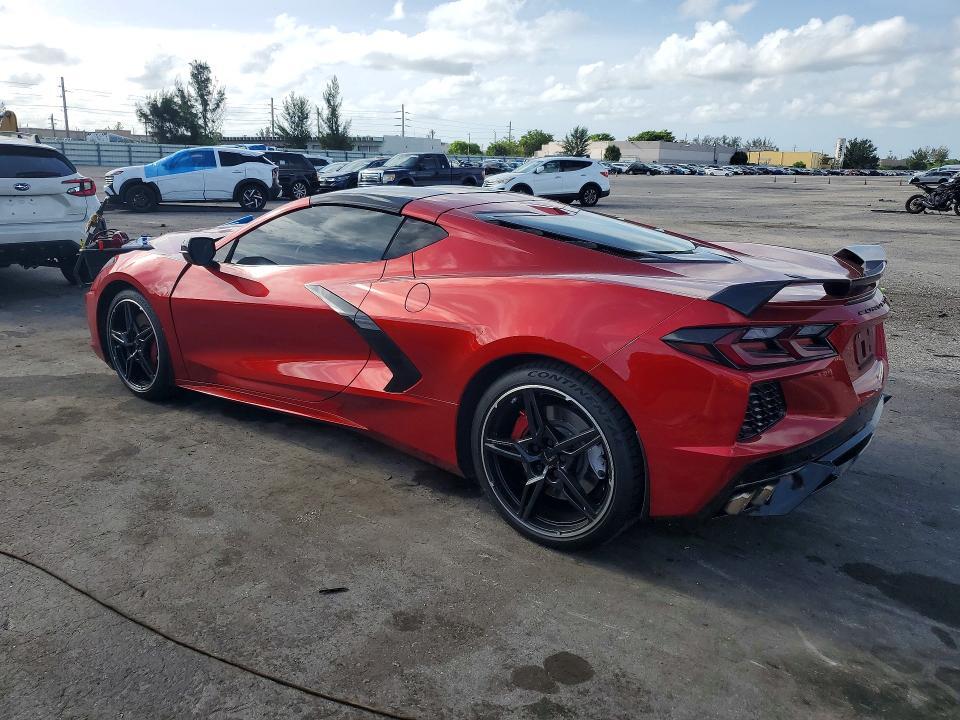 2021 CHEVROLET CORVETTE STINGRAY 2LT — Фото 2 из 12