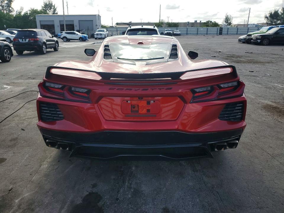 2021 CHEVROLET CORVETTE STINGRAY 2LT — Фото 6 из 12