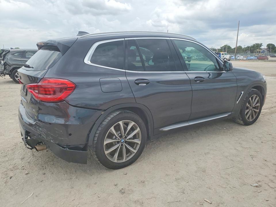 5UXTR7C50KLF32743 2019 BMW X3 photo no. 3