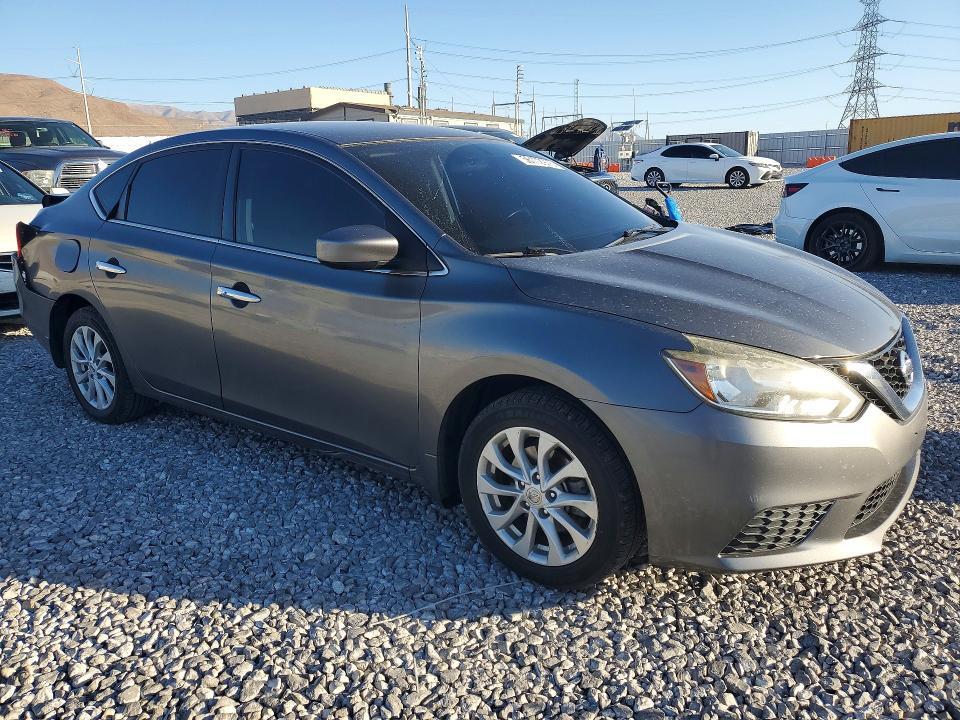 2019 NISSAN SENTRA SV — Фото 4 из 12