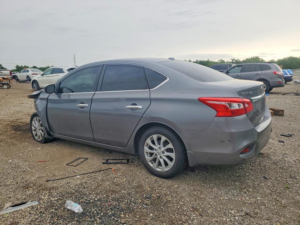 3N1AB7AP4JL624264 2018 NISSAN SENTRA photo no. 2