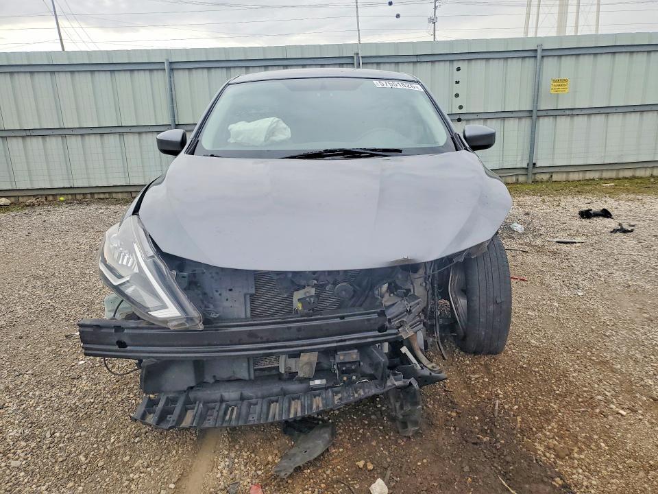 3N1AB7AP4JL624264 2018 NISSAN SENTRA photo no. 5
